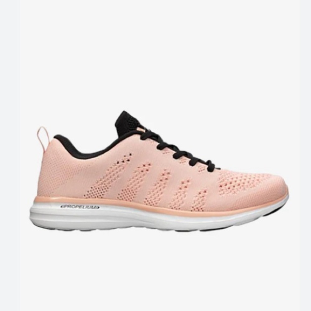 APL Techloom Pro sneakers knit sneakers peach black white size 8